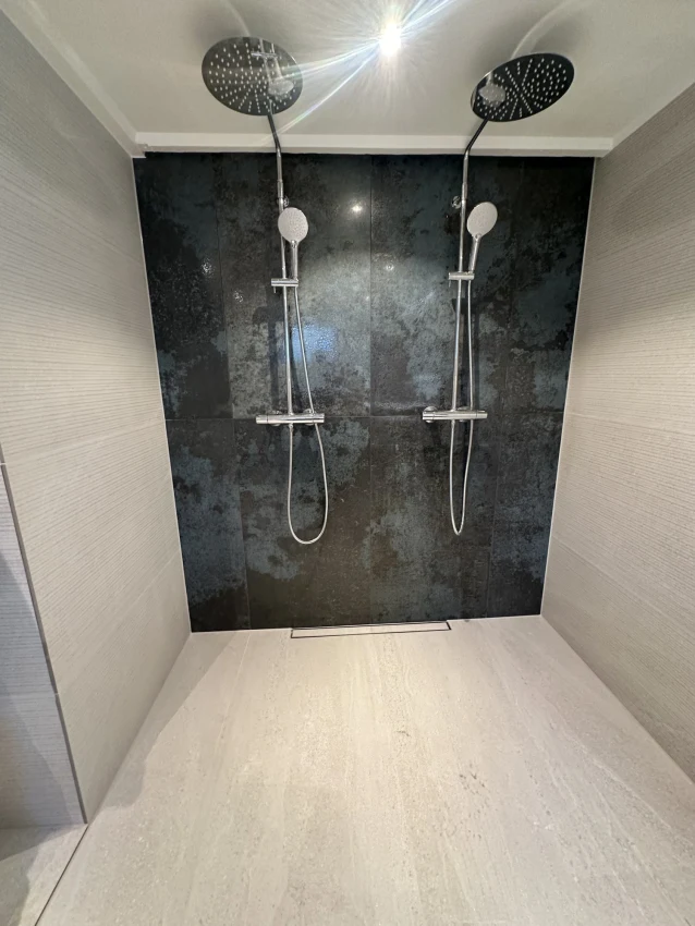 Totalrenovering av moderne baderom på Nordstrand