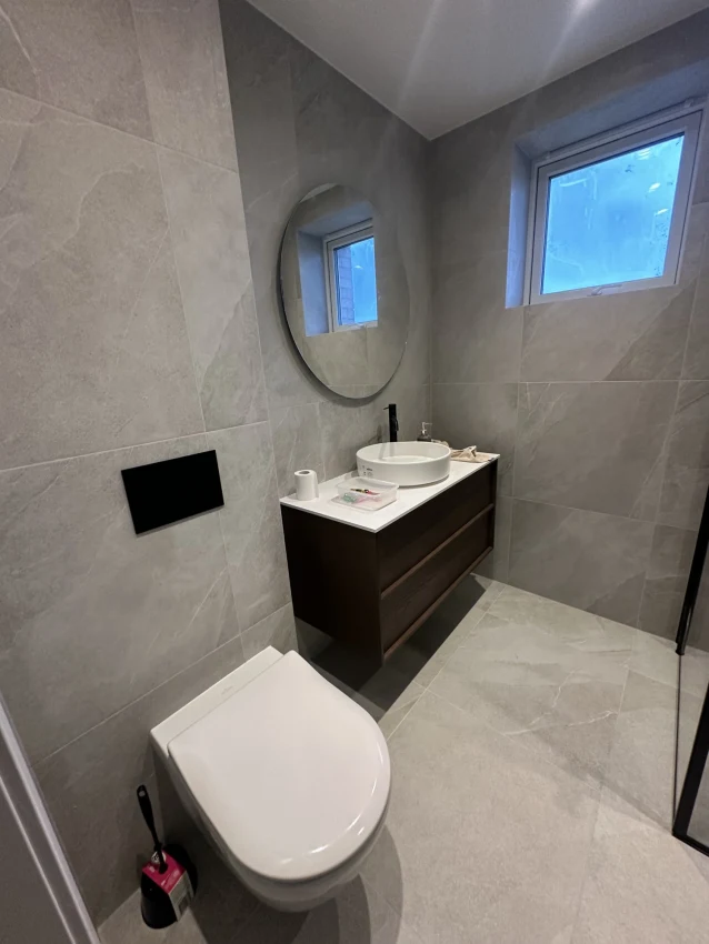 Totalrenovering av moderne bad i Åsensvingen 1A, Drammen bilde 2
