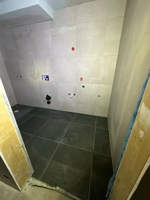 Membran og flislegging for 20 bad og 10 vaskerom i Solskinsveien 17 bilde 13