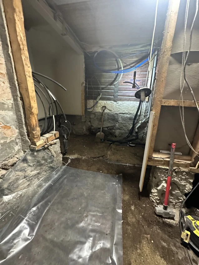 Moderne totalrenovering av bad i Nordbyveien 13C – Et funksjonelt og stilrent våtrom bilde 7